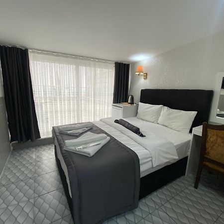 Timex Suites Istanbul Exteriör bild
